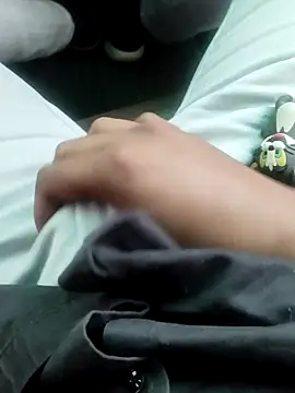 yourcharm4593 online show from 11-13-25, 08:02