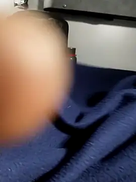 yourcharm4593 online show from 11-17-25, 05:41