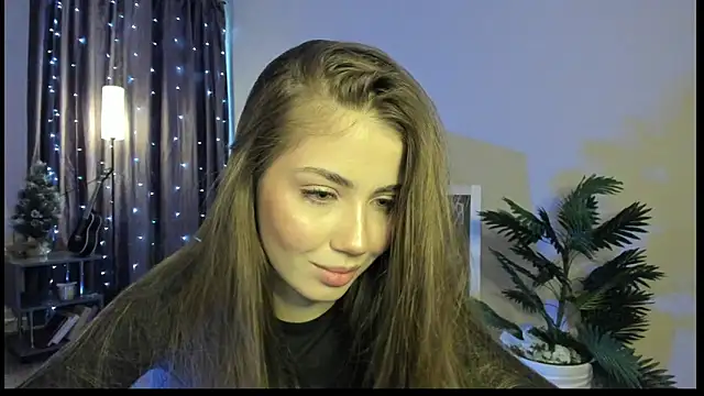 Aurora Glow21 online show from 01-12-26, 12:21