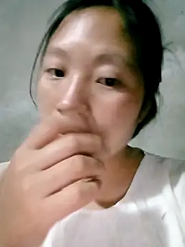 Snapshot of Micky_baby chatting on 04-18-26, 02:43 Micky baby online show from 04-18-26, 02:43