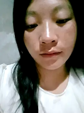 Snapshot of Micky_baby chatting on 04-18-26, 10:43 Micky baby online show from 04-18-26, 10:43