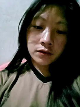 Snapshot of Micky_baby chatting on 04-30-26, 02:12 Micky baby online show from 04-30-26, 02:12