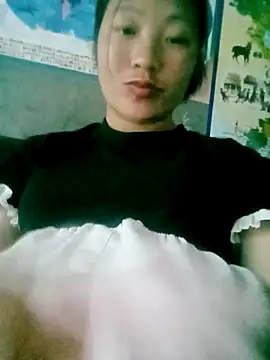 Snapshot of Micky_baby chatting on 05-08-26, 01:22 Micky baby online show from 05-08-26, 01:22