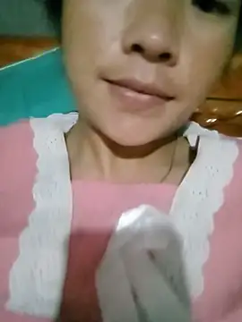 Snapshot of Micky_baby chatting on 06-19-26, 05:39 Micky baby online show from 06-19-26, 05:39