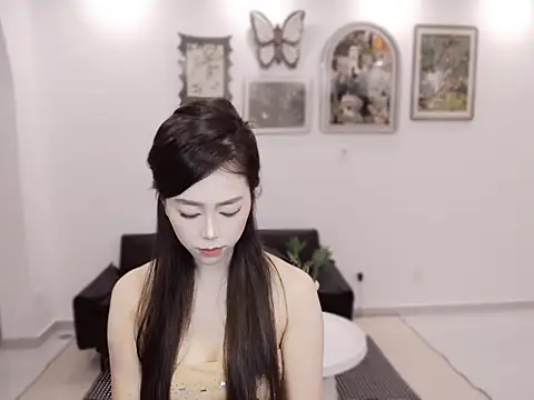 Aurora 9 online show from 11-13-25, 06:51