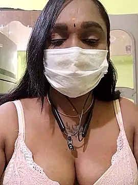 Dharshini98 online show from 01-17-26, 04:33