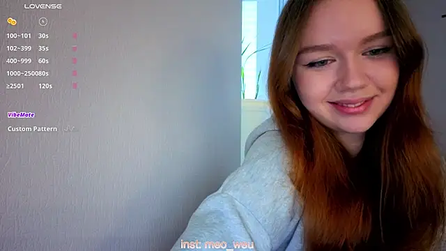 Snapshot of me_liss chatting on 11-16-25, 12:33 me liss online show from 11-16-25, 12:33