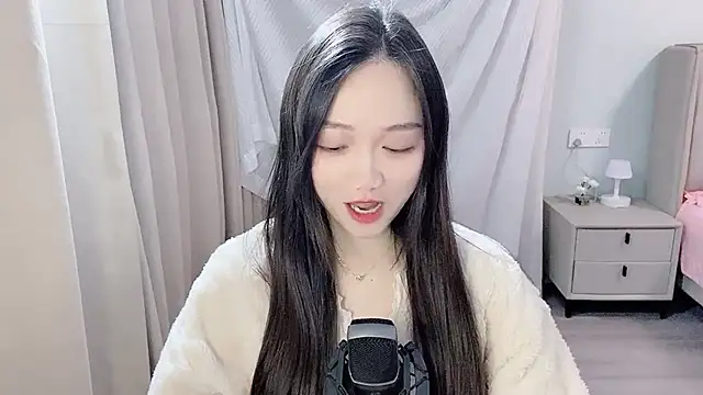 BoiI2u online show from 12-22-25, 03:20