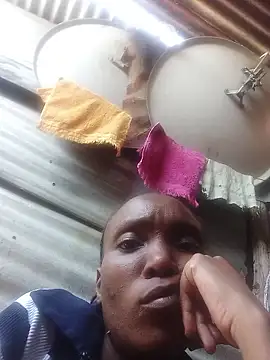 Beverlygurlx6 online show from 02-11-26, 01:27