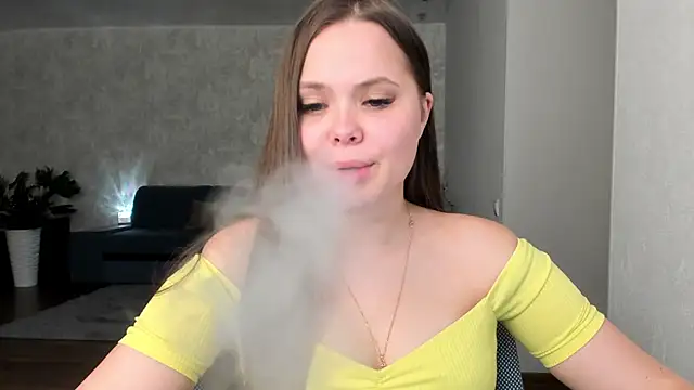 Snapshot of Kira_love_81 chatting on 04-29-26, 05:30 Kira love 81 online show from 04-29-26, 05:30