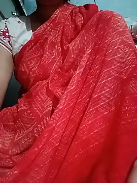 Snapshot of beutiful_hot chatting on 06-21-26, 02:14 beutiful hot online show from 06-21-26, 02:14