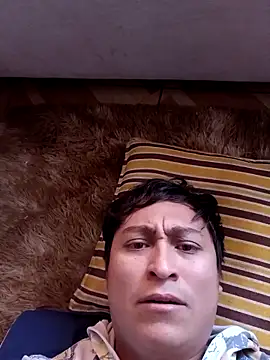 Snapshot of t1ag0-lindo chatting on 11-14-25, 03:33 t1ag0-lindo online show from 11-14-25, 03:33