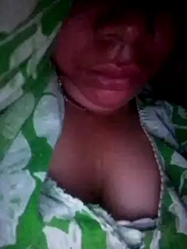 isha sharma2002 online show from 11-17-25, 12:16