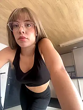 Snapshot of Abbiejohnson chatting on 12-01-25, 04:34 Abbiejohnson online show from 12-01-25, 04:34