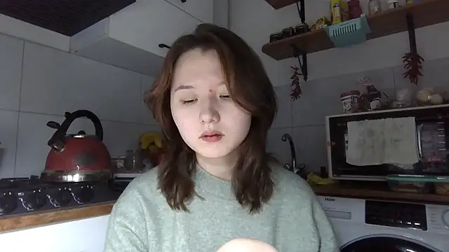 DeenaCaho online show from 11-21-25, 03:11