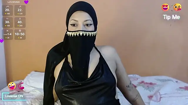 amina fair online show from 11-17-25, 04:29