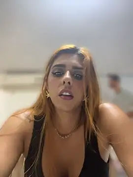 Monahliza online show from 04-08-26, 04:40