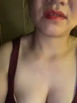Snapshot of Diana-sexyy chatting on 05-13-26, 10:17 Diana-sexyy online show from 05-13-26, 10:17