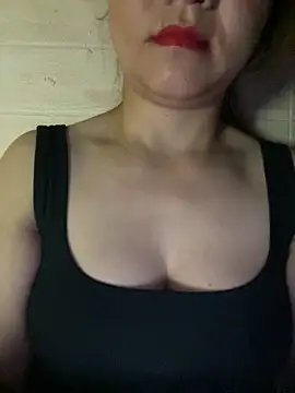 Snapshot of Diana-sexyy chatting on 06-06-26, 10:03 Diana-sexyy online show from 06-06-26, 10:03