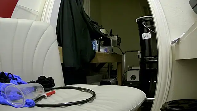 Snapshot of NaZtySar4h chatting on 02-24-26, 06:44 NaZtySar4h online show from 02-24-26, 06:44