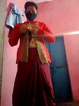 Bigg bhabi online show from 11-20-25, 11:04