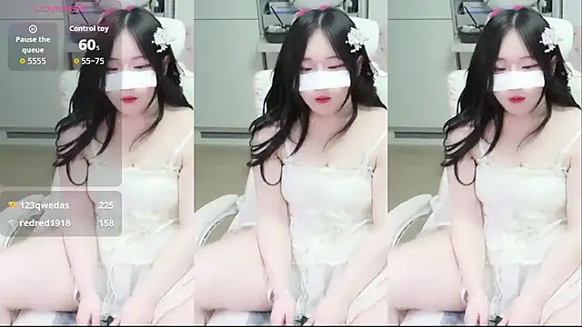 kimhyeona2005 online show from 02-05-26, 12:10