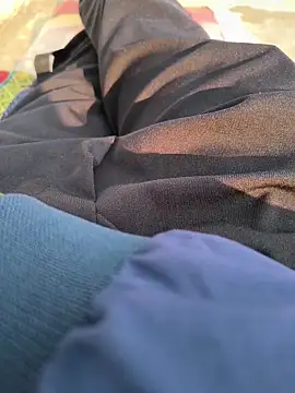 Ritik143jhil online show from 11-21-25, 10:14