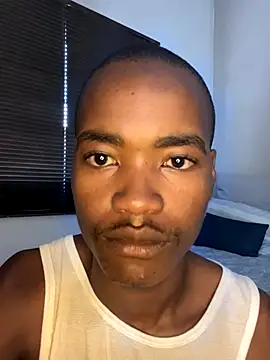 Snapshot of Boytoy_BigD chatting on 11-13-25, 12:48 Boytoy BigD online show from 11-13-25, 12:48