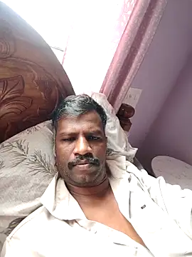 Snapshot of Paramkeerthi chatting on 05-17-26, 02:20 Paramkeerthi online show from 05-17-26, 02:20