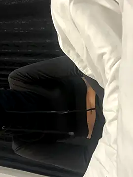 Snapshot of MaryPretty chatting on 11-14-25, 09:24 MaryPretty online show from 11-14-25, 09:24