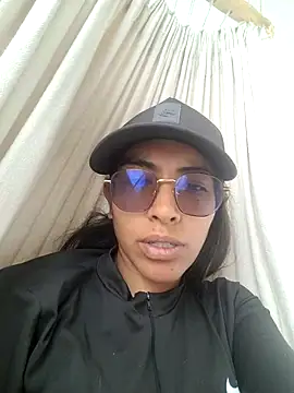 Snapshot of Naomi_Nyx chatting on 11-14-25, 02:38 Naomi Nyx online show from 11-14-25, 02:38