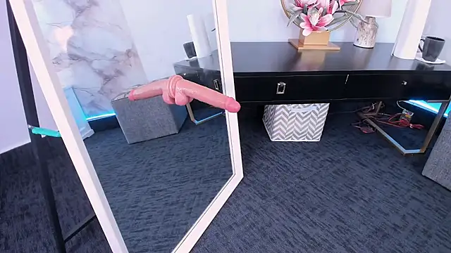 VanillaFlo online show from 02-03-26, 06:40