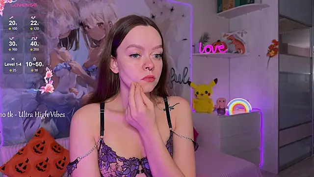 CheekySashaCharm online show from 11-21-25, 06:23