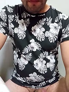 Snapshot of 7allexx chatting on 11-18-25, 05:28 7allexx online show from 11-18-25, 05:28