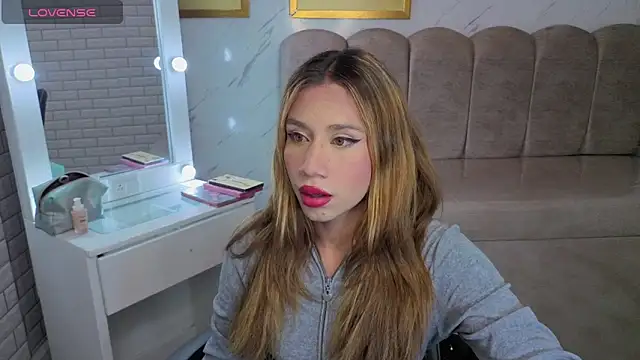 Evy Luxx v online show from 02-25-26, 03:27