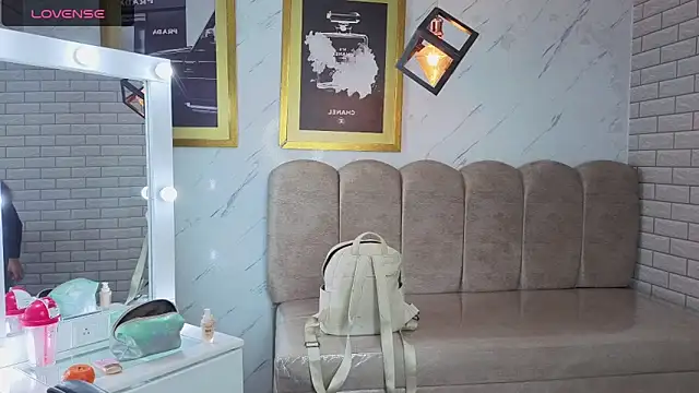 Evy Luxx v online show from 02-27-26, 08:20