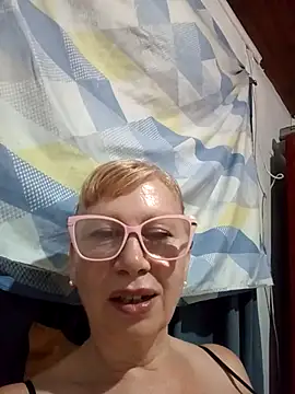 Snapshot of SexyMilf1211 chatting on 02-10-26, 11:53 SexyMilf1211 online show from 02-10-26, 11:53