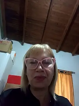 Snapshot of SexyMilf1211 chatting on 04-26-26, 12:14 SexyMilf1211 online show from 04-26-26, 12:14