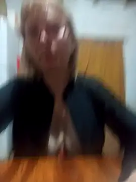 Snapshot of SexyMilf1211 chatting on 05-06-26, 11:54 SexyMilf1211 online show from 05-06-26, 11:54