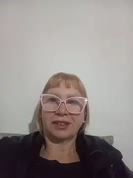 Snapshot of SexyMilf1211 chatting on 05-23-26, 11:14 SexyMilf1211 online show from 05-23-26, 11:14