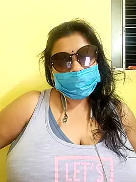 Snapshot of College_Girl_420 chatting on 11-15-25, 06:48 College Girl 420 online show from 11-15-25, 06:48