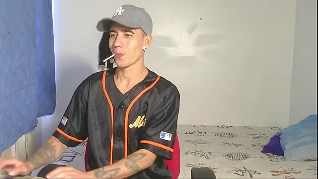 Snapshot of kilyan_wow chatting on 11-14-25, 03:55 kilyan wow online show from 11-14-25, 03:55