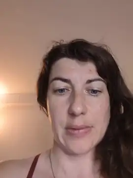 Snapshot of Jo_LieLive chatting on 06-18-26, 07:51 Jo LieLive online show from 06-18-26, 07:51