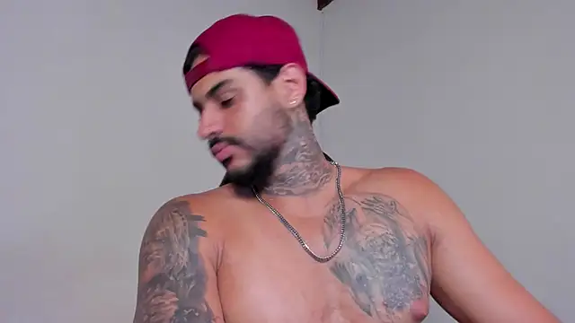 LuigiVitale 1 online show from 01-10-26, 02:46