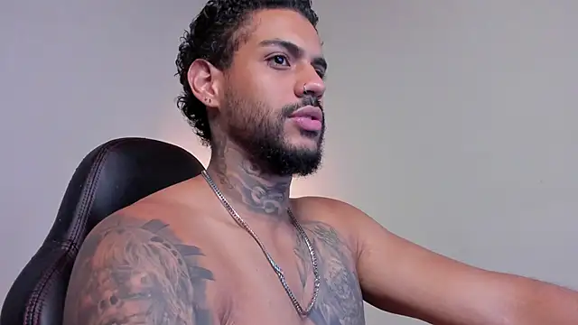 LuigiVitale 1 online show from 02-14-26, 01:57