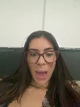 Snapshot of fer-nanda chatting on 02-10-26, 04:22 fer-nanda online show from 02-10-26, 04:22