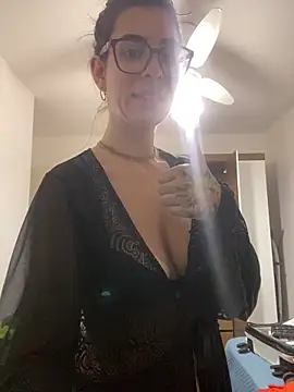 Snapshot of fer-nanda chatting on 02-18-26, 10:17 fer-nanda online show from 02-18-26, 10:17