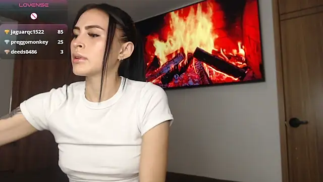 Linda  fiore online show from 04-19-26, 07:07