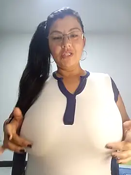 CelesteAlvarez1989 online show from 06-14-26, 07:21
