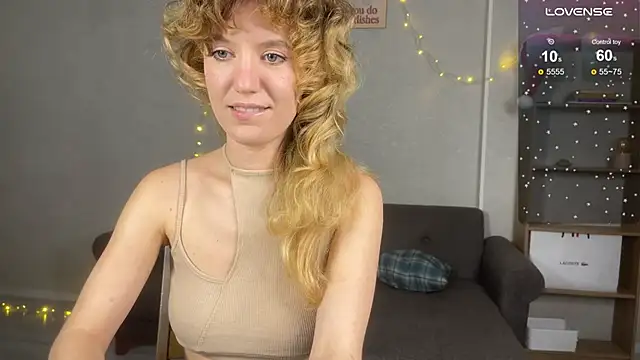 Snapshot of Play_Me_Softly chatting on 12-19-25, 02:57 Play Me Softly online show from 12-19-25, 02:57